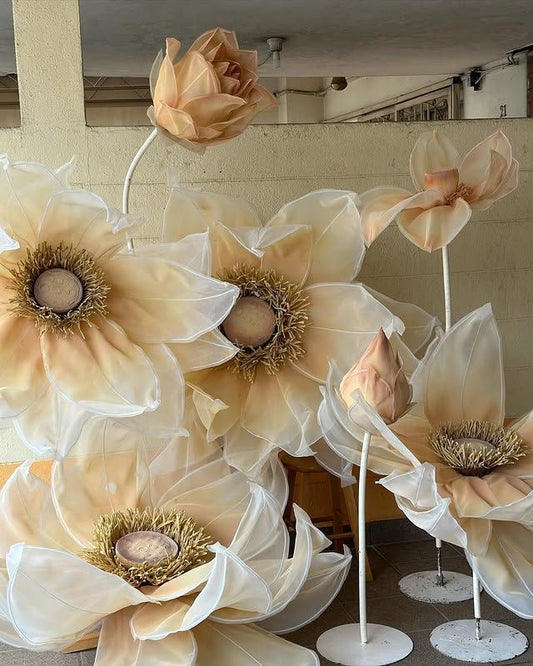 Giant Handmade Lotus (7 Flowers)